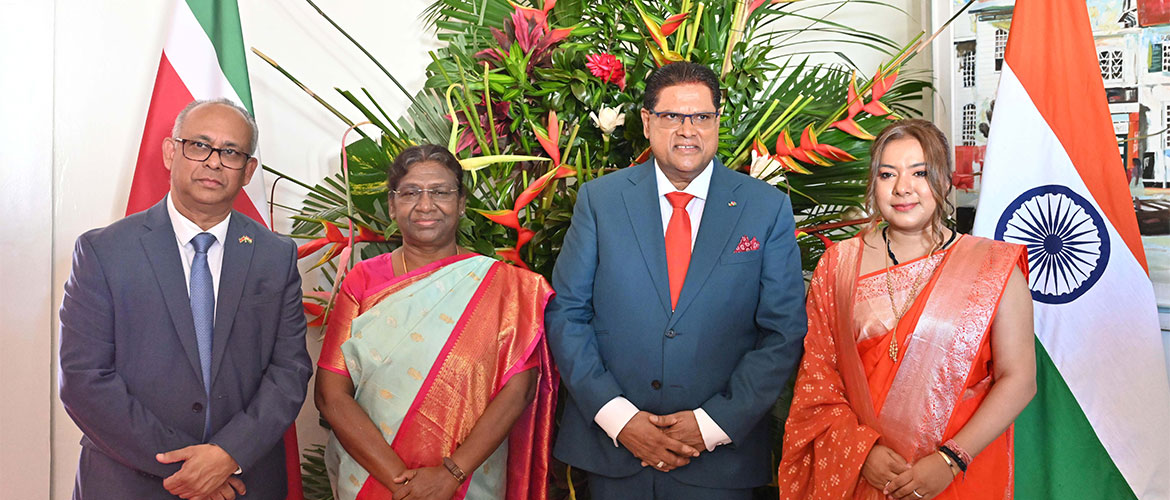 State visit of Hon'ble President of India Smt. Droupadi Murmu to Suriname 04-06 June 2023 - at the Presidential Palace after the talks